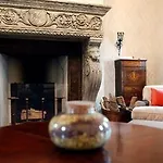 Отель La Torre Dei Canonici 3*