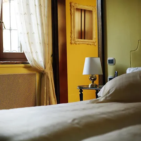 La Torre Dei Canonici Hotel Lumellogno