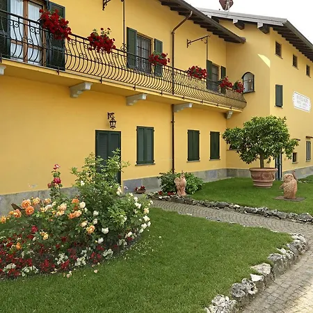 Hotell La Torre Dei Canonici 3*