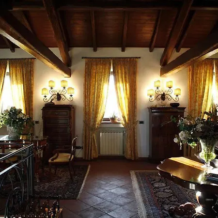 La Torre Dei Canonici Hotel 3*